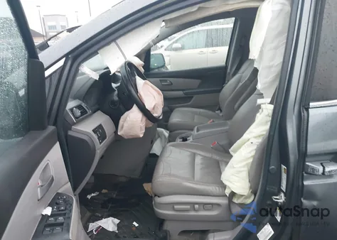 2013 Honda Odyssey Ex-L z USA, uszkodzony, nr VIN 5FNRL5H64DB024894